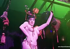 المتشددين في المطبخ سكس مدبلج