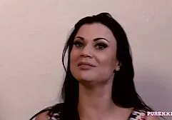 الآباء والأمهات مع الأطفال الصغار ، سكس عربي مدبلج فهي جميلة جدا