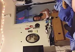 الفخذ الجوارب العالية النيوترينو المراهقين سكس عربي مدبلج